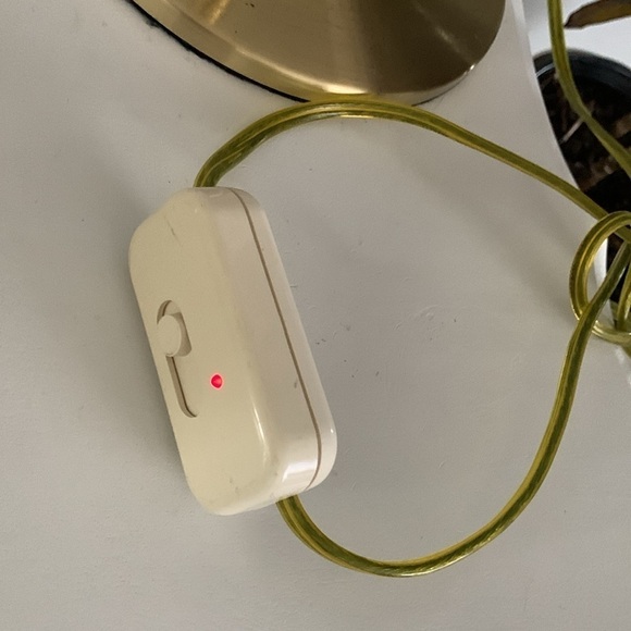 Brass Hollywood Regency style table lamp BASE with a swivel arm adjustable MCM - Picture 13 of 14